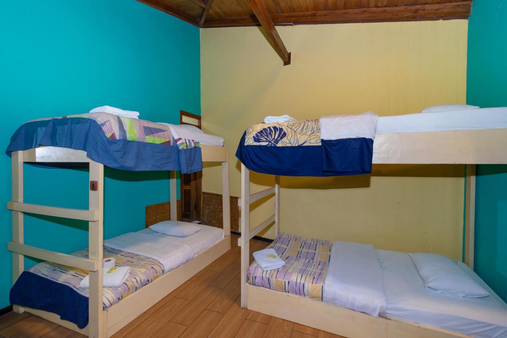 Santa Cruz Backpackers Hostal Baños Екстериор снимка