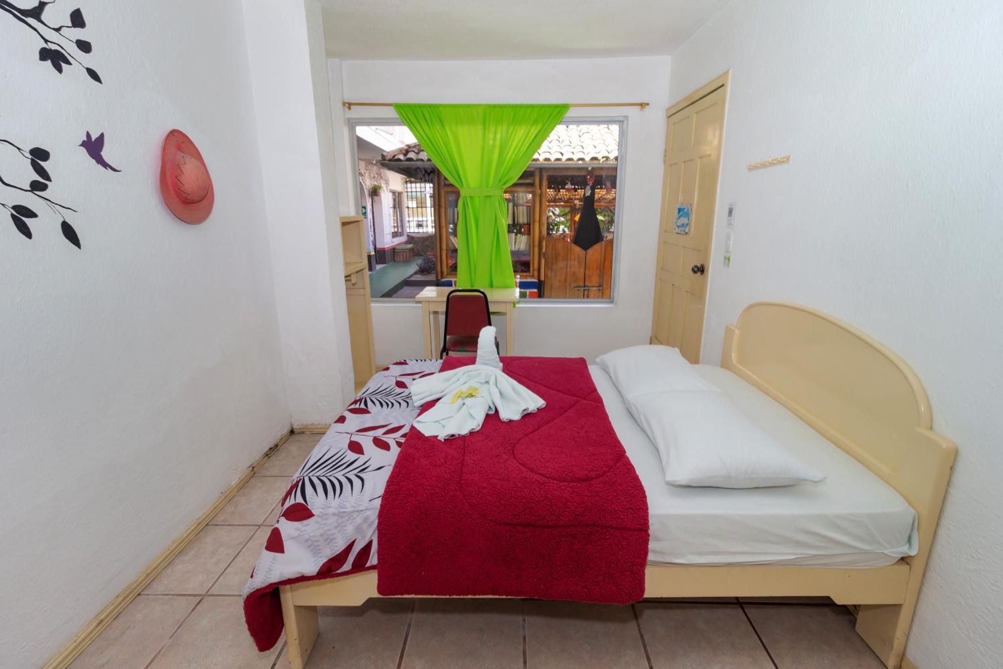 Santa Cruz Backpackers Hostal Baños Екстериор снимка